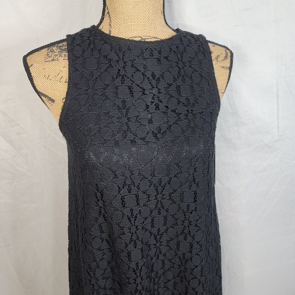 New w/tag APT. 9 Size 2 'Black Tie' Lined Lace Overlay A-line Floral Shift Dress - Picture 5 of 10